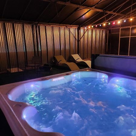 Gite De Charme Proche Loire A Velo Avec Jacuzzi Privatif Savonnieres ภายนอก รูปภาพ
