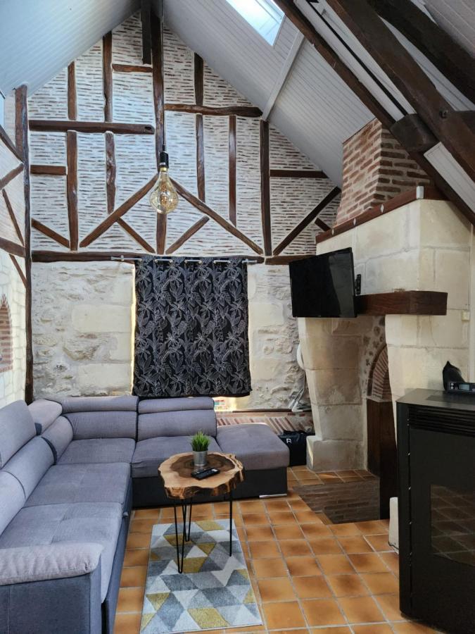 Gite De Charme Proche Loire A Velo Avec Jacuzzi Privatif Savonnieres ภายนอก รูปภาพ
